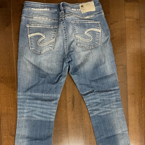 Silver Suki Capri - Picture 3 of 5